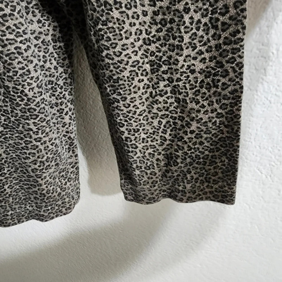 LESLIE FAY Leopard Print Mock Neck Top Size L - Picture 6 of 8